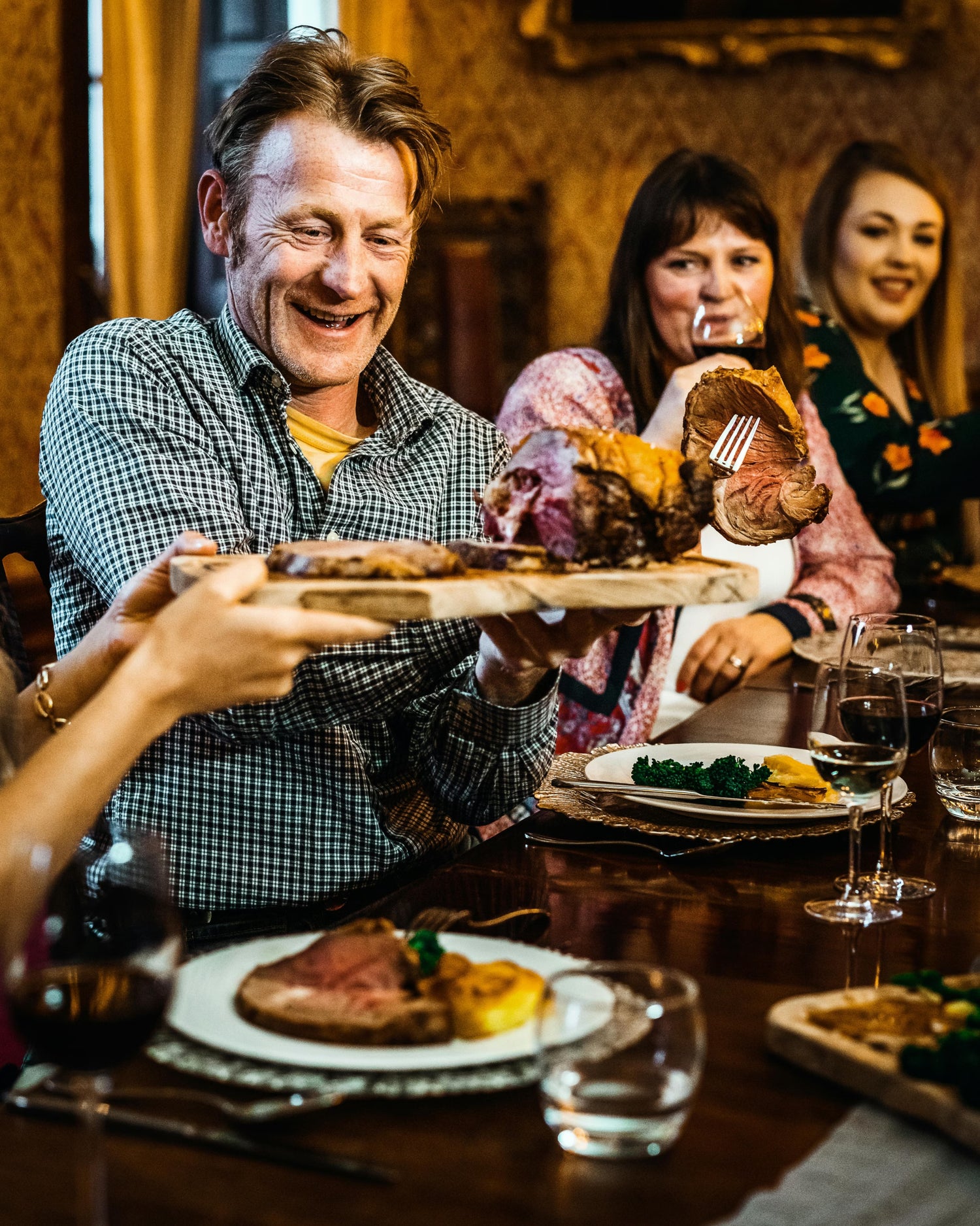 Father's Day Feasts Made Easy with Kosher Wagyu Beef
